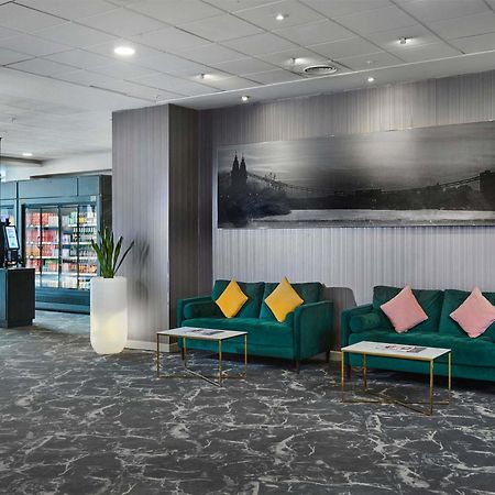 Novotel London West Buitenkant foto